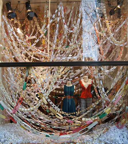 paper-chain-71